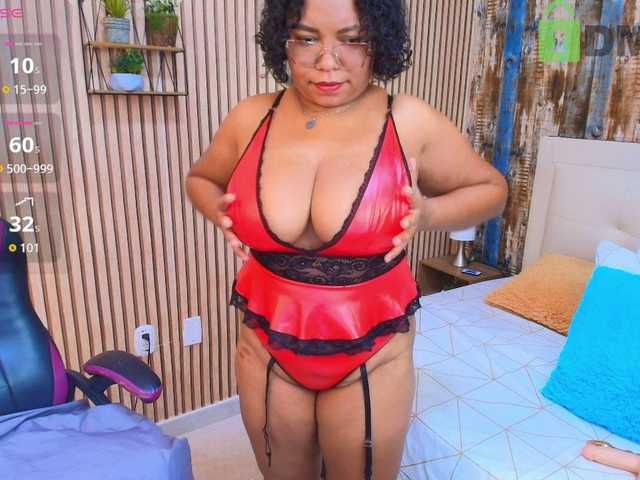 Italy-boobs live webcam show