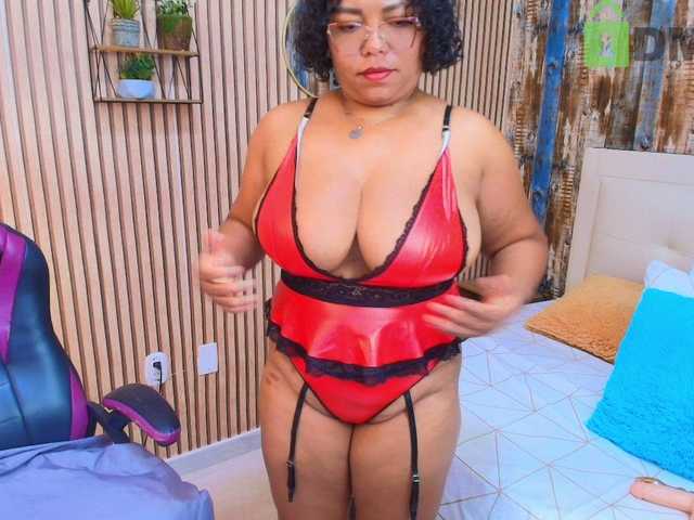 Italy-boobs live webcam show