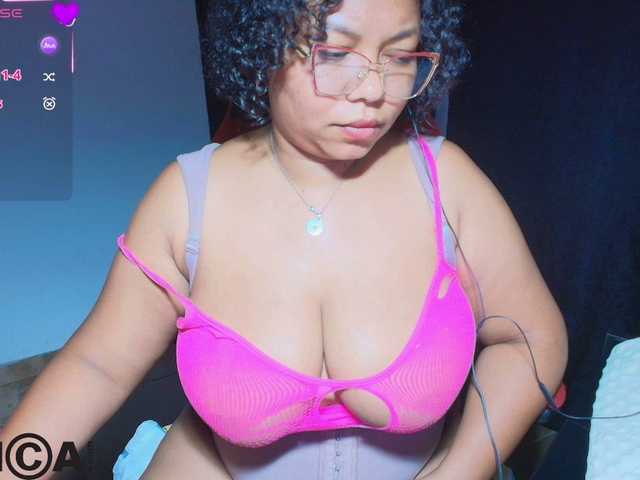 Italy-boobs webcam