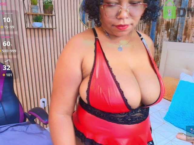 Italy-boobs live webcam show