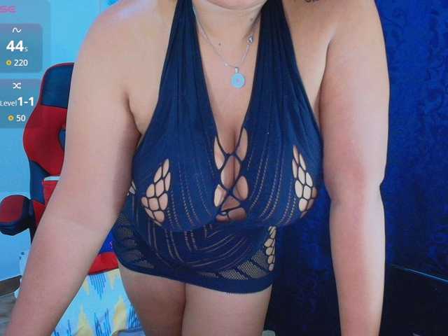 Italy-boobs live cam on BongaCams