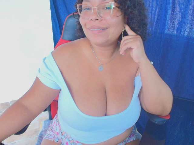 Italy-boobs
