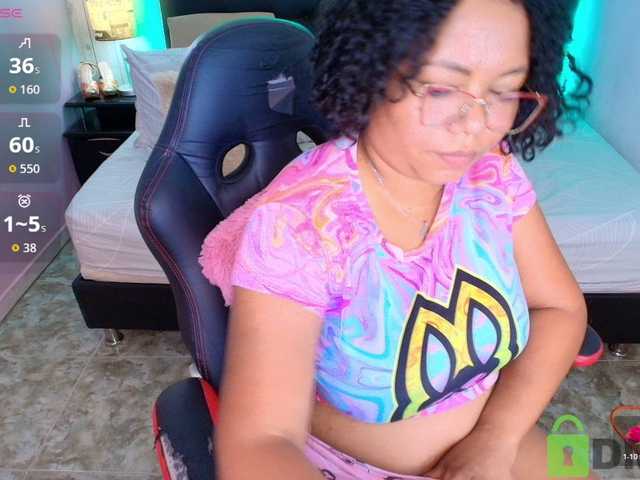 Italy-boobs live cam on BongaCams