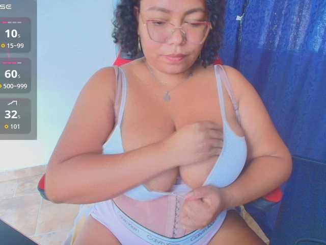 Italy-boobs