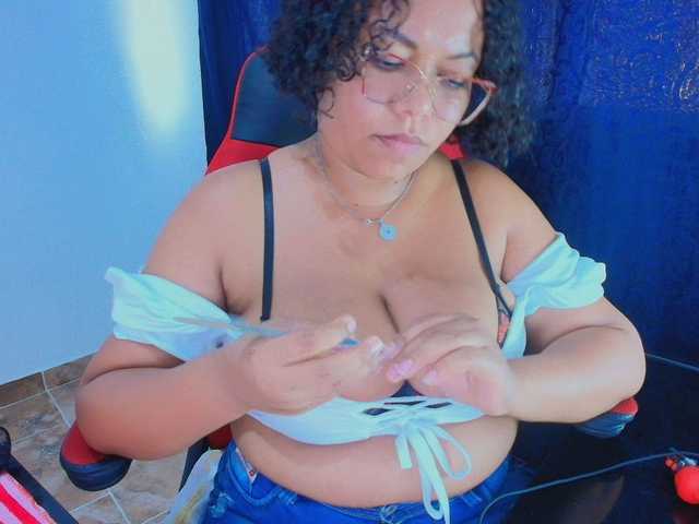 Italy-boobs