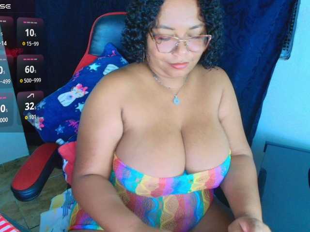 Italy-boobs