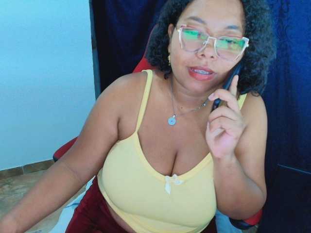 Italy-boobs, en vivo ahora en BongaCams