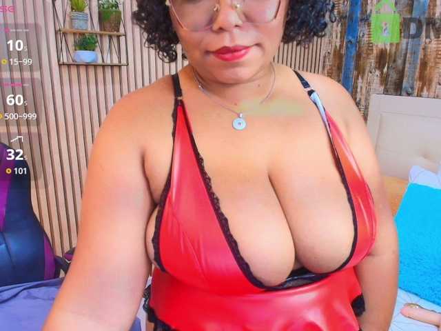 Italy-boobs