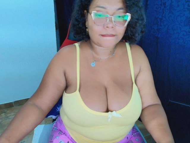 Italy-boobs