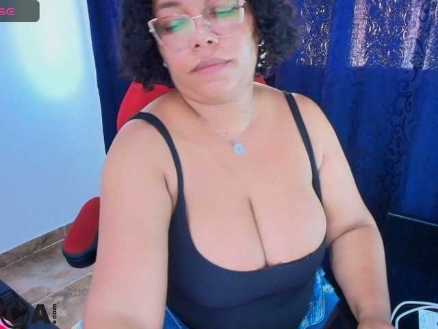 Italy-boobs live webcam show