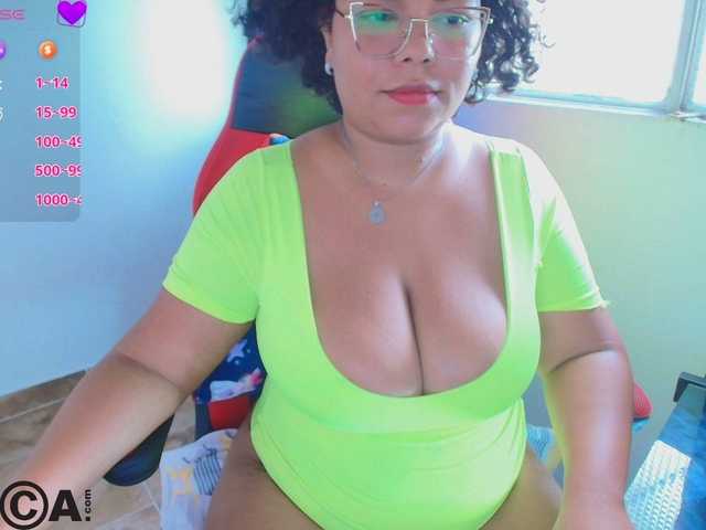 Italy-boobs live cam on BongaCams