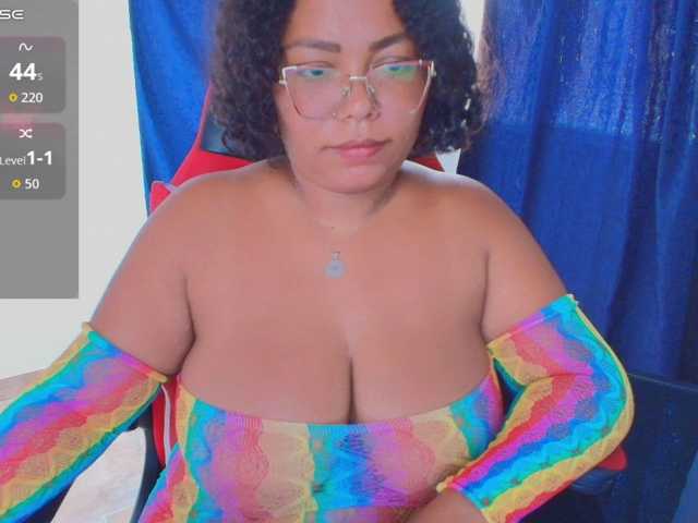 Italy-boobs live cam on BongaCams