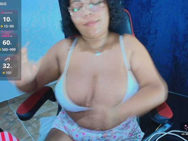 Italy-boobs live cam on BongaCams