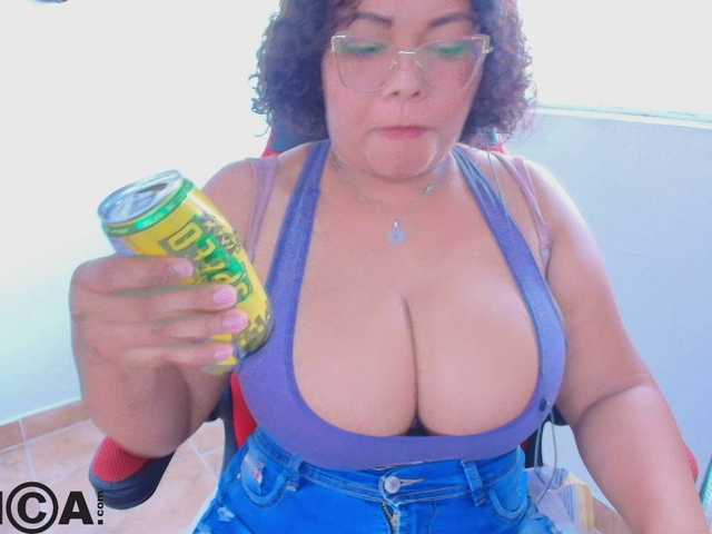 Italy-boobs live cam on BongaCams