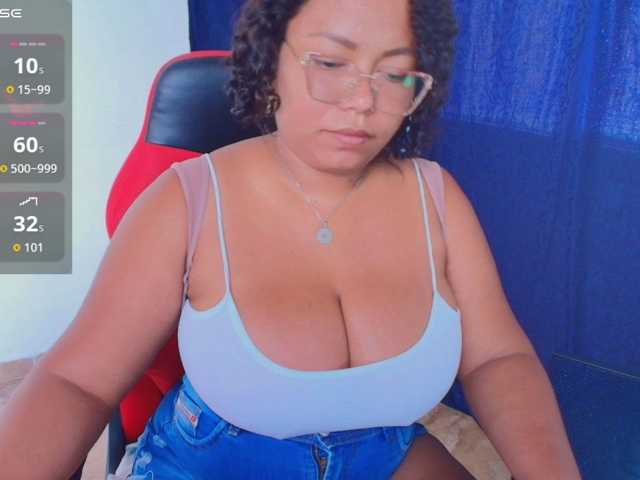 Italy-boobs