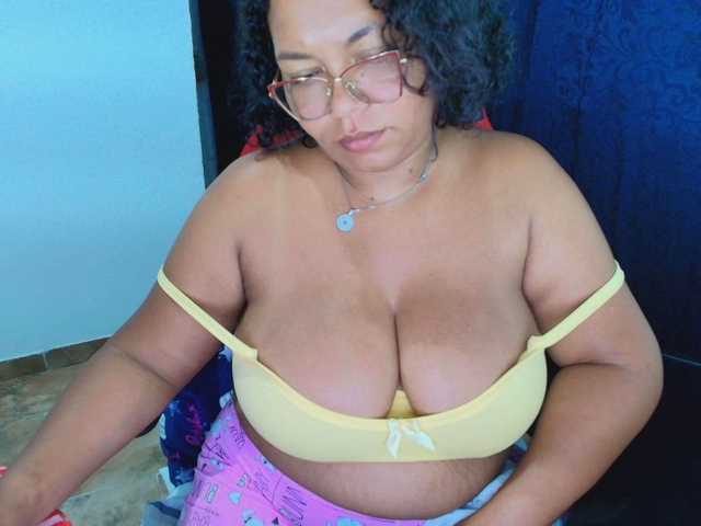 Italy-boobs