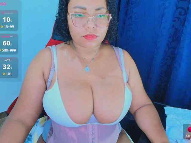 Italy-boobs