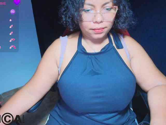 Italy-boobs webcam