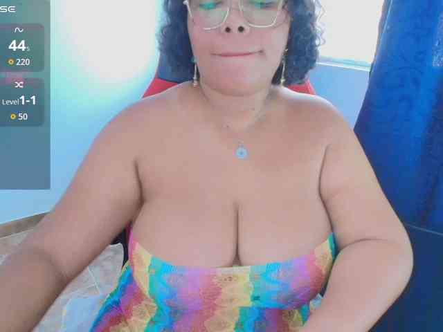 Italy-boobs webcam