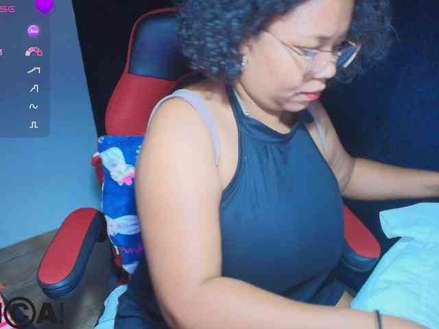 Italy-boobs webcam