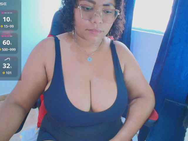 Italy-boobs webcam