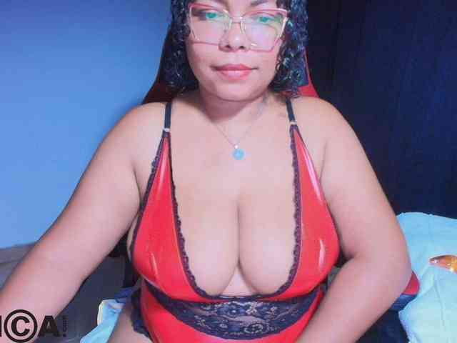 Italy-boobs Italy-boobs