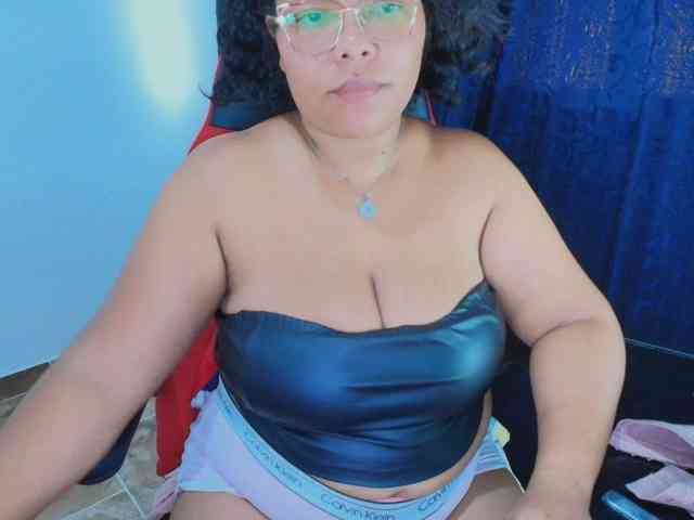 Italy-boobs webcam