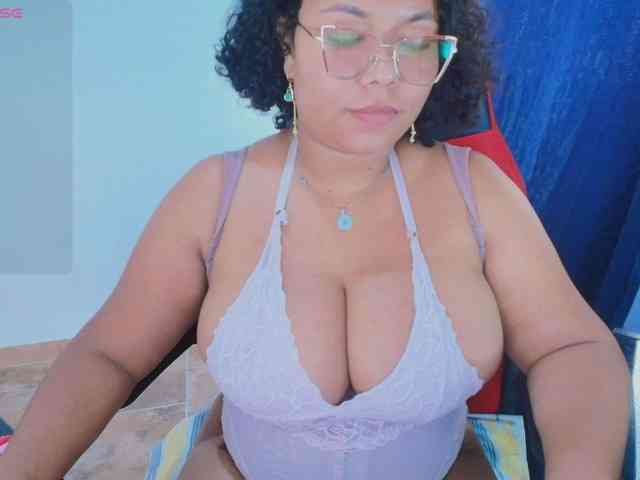 Italy-boobs webcam