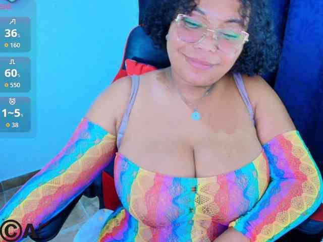 Italy-boobs webcam