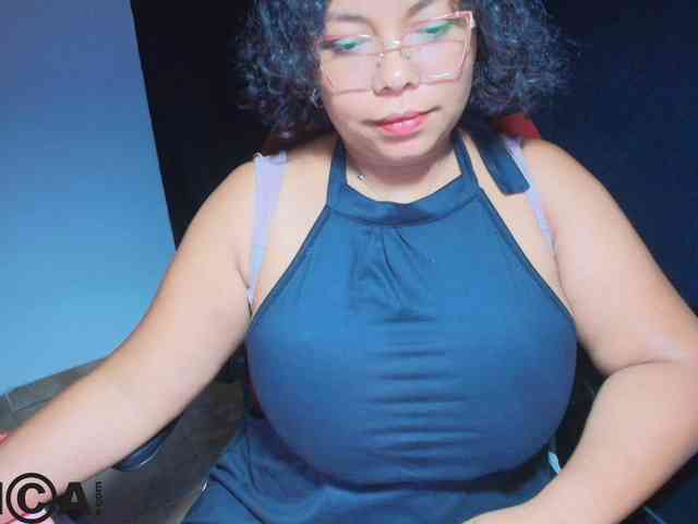 Italy-boobs webcam