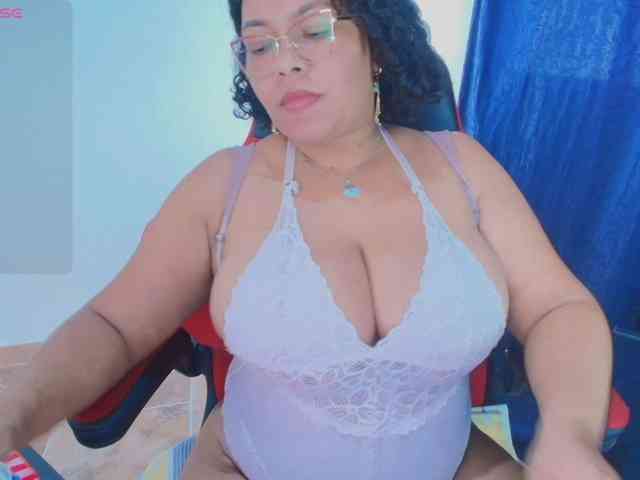 Italy-boobs webcam