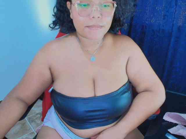 Italy-boobs webcam