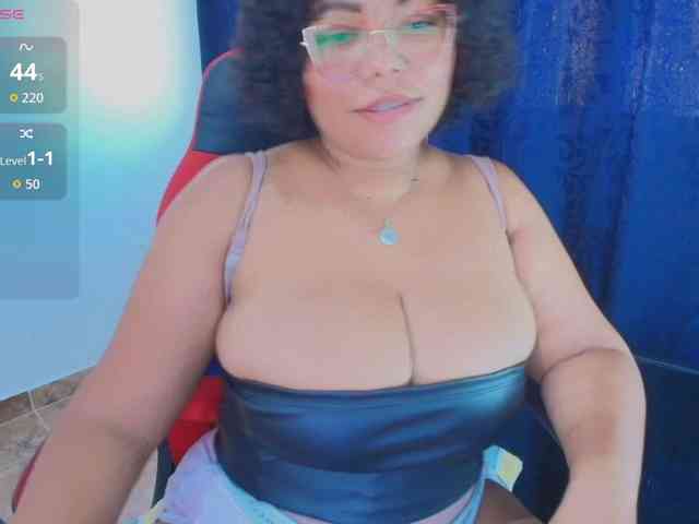 Italy-boobs webcam