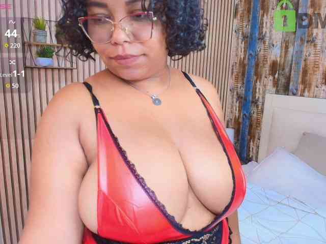 Italy-boobs webcam