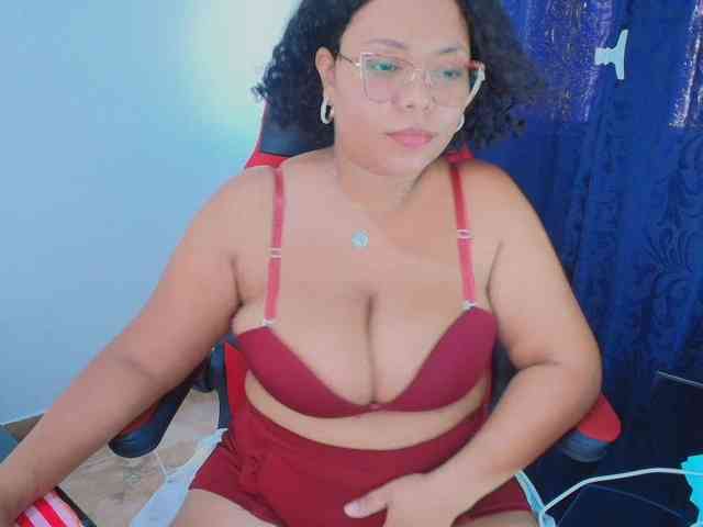 Italy-boobs webcam
