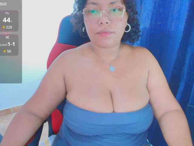 Italy-boobs webcam