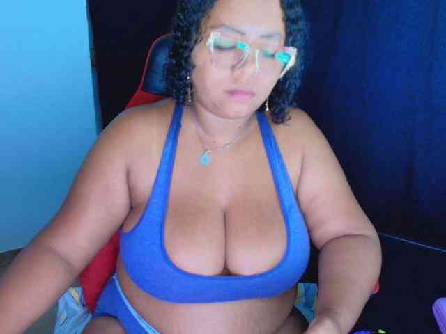 Italy-boobs webcam