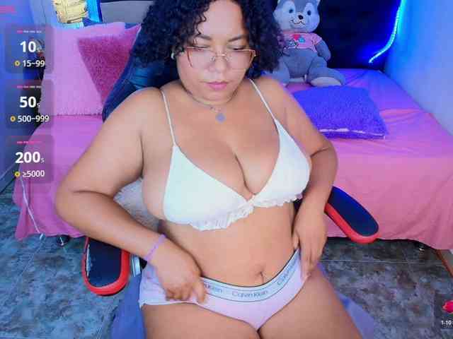 Italy-boobs webcam