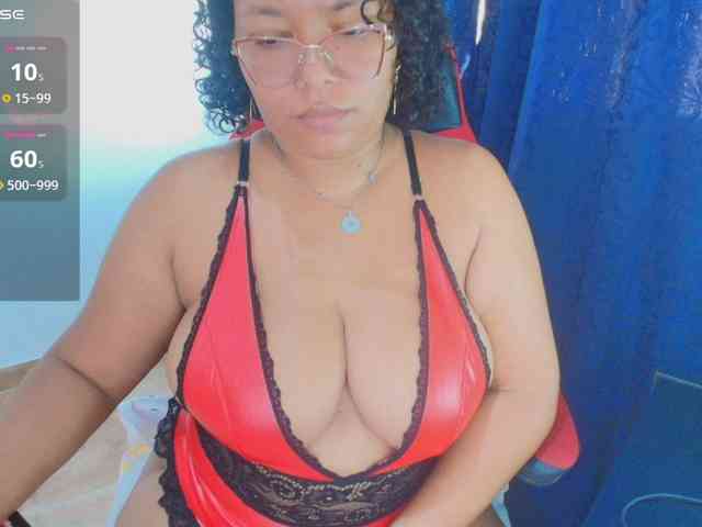 Italy-boobs webcam