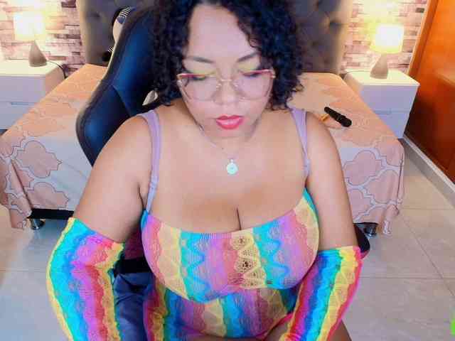 Italy-boobs webcam