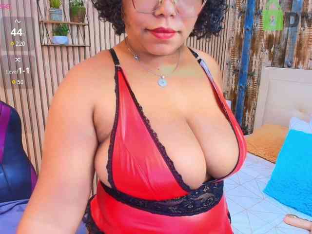 Italy-boobs webcam