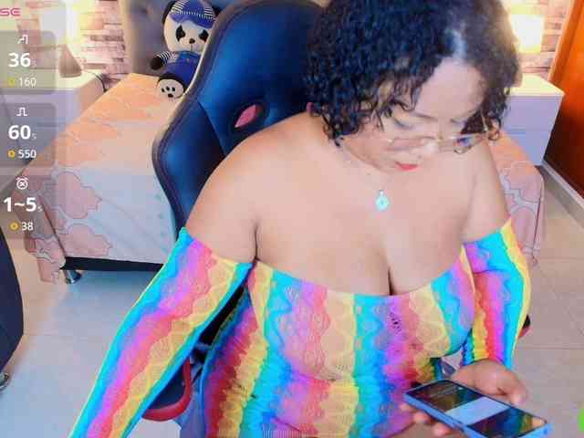 Italy-boobs webcam