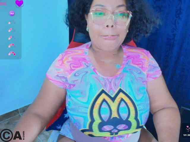 Italy-boobs webcam