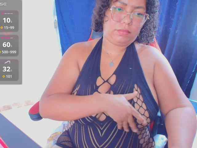 Italy-boobs webcam