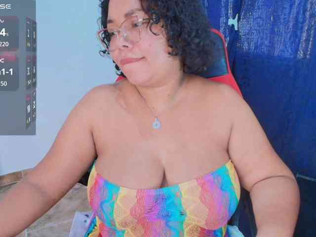 Italy-boobs webcam