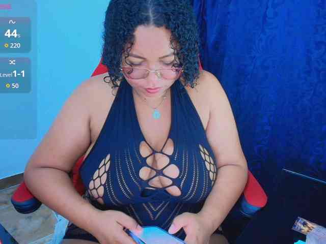 Italy-boobs webcam