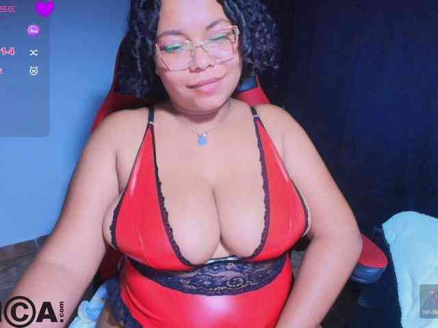 Italy-boobs webcam