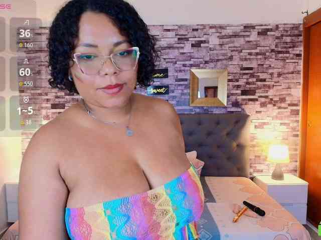 Italy-boobs webcam