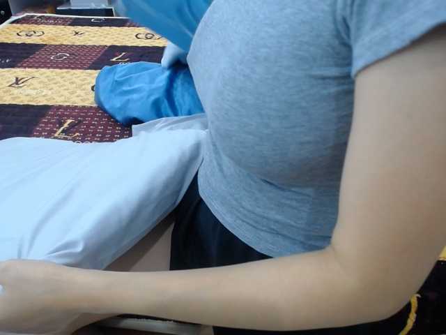 Shisabi1999 live cam on BongaCams