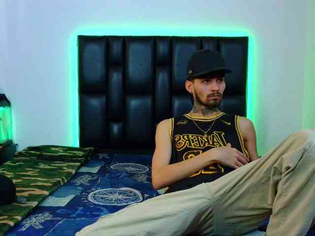 DerekAndRoderick